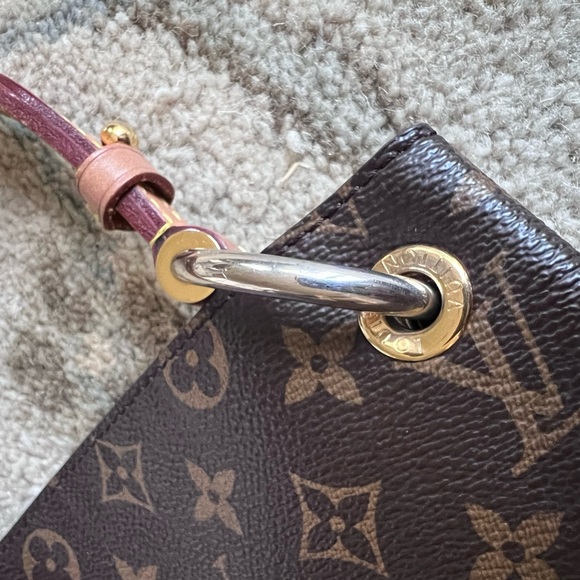 Louis Vuitton Graceful PM - Picture 12 of 14